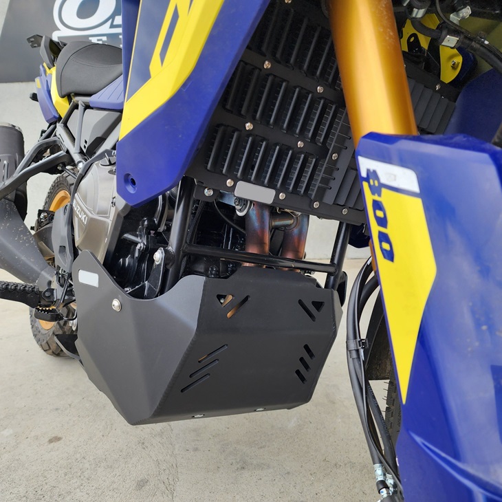 Radiator Guards vs. Braces: Which Offers the Best Protection for Your Motocross or Enduro Bike?